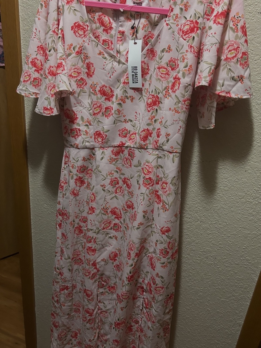 BB Dakota Steve Madden Pink Floral Maxi Dress with Flutter Sleeves